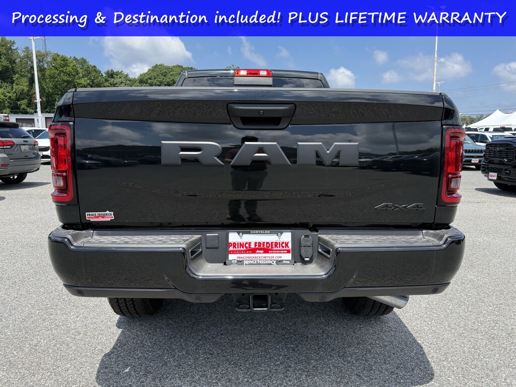 New 2026 Ram 2500 Black Express Black Express 4x4 Crew Cab 64 Box