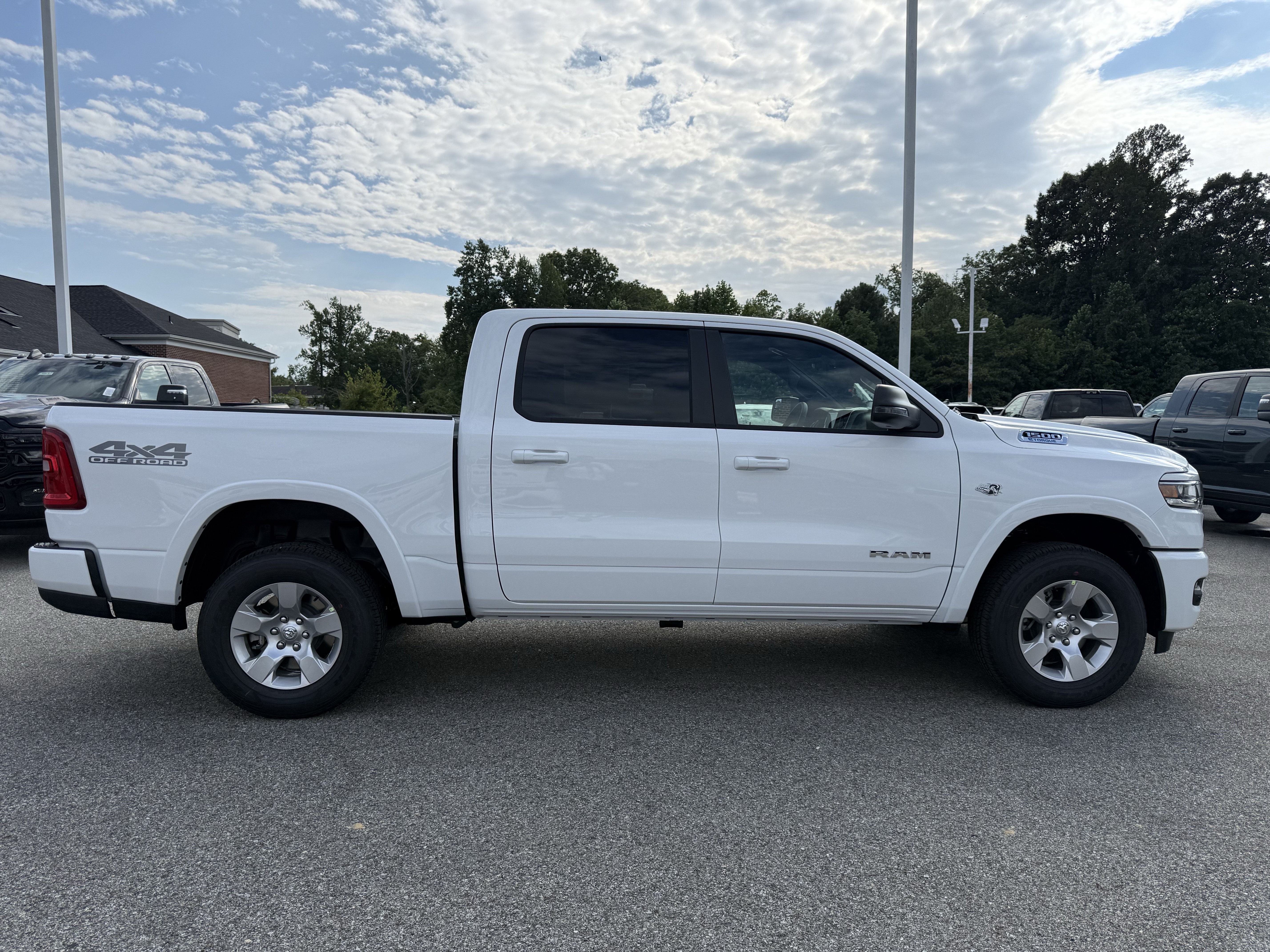 New 2027 Ram 1500 Big Horn Big Horn 4x4 Crew Cab 57 Box