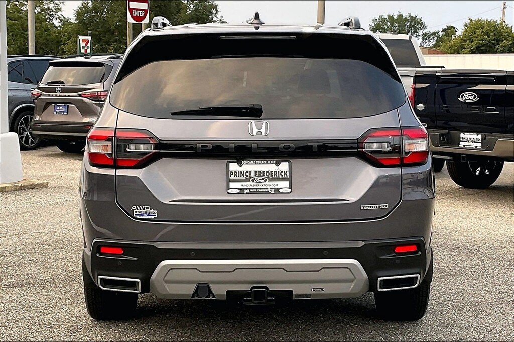 Certified 2025 Honda Pilot Touring Touring AWD