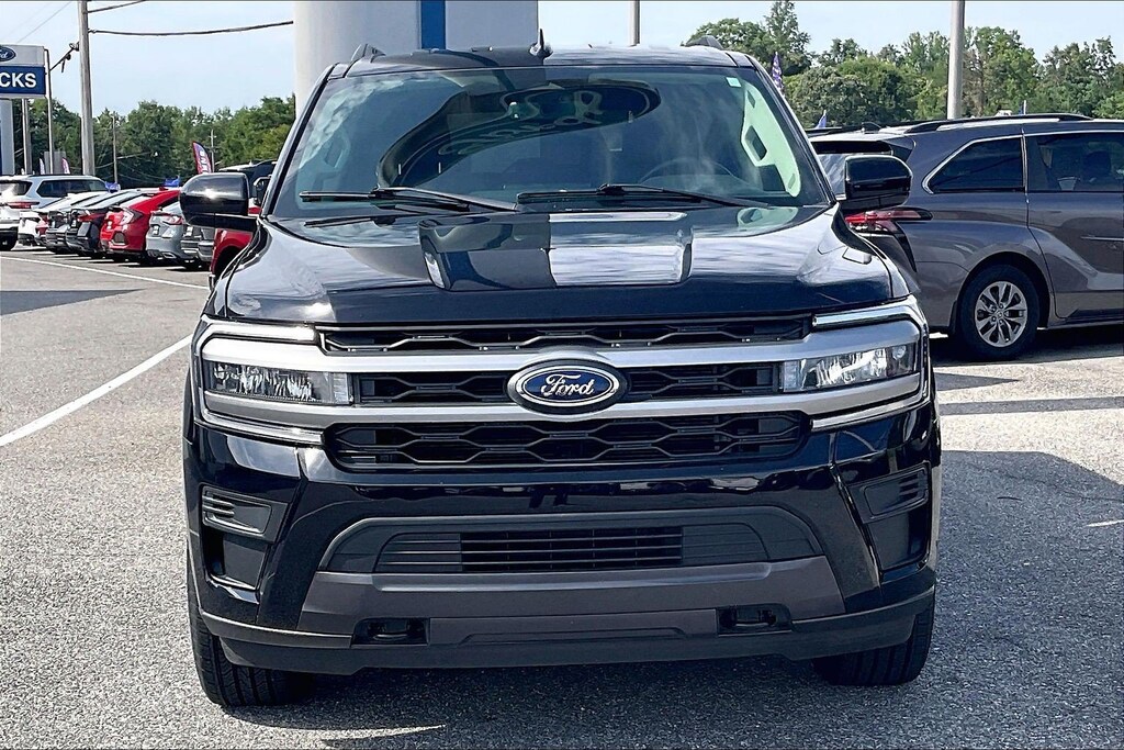 Certified 2023 Ford Expedition XLT XLT 4x4