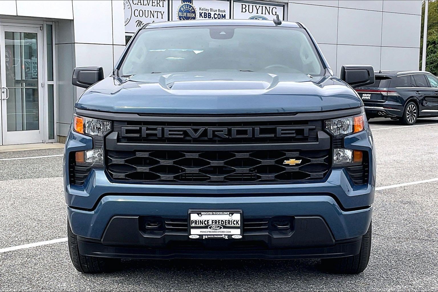 Used 2024 Chevrolet Silverado 1500 Custom 4WD Crew Cab 147 Custom