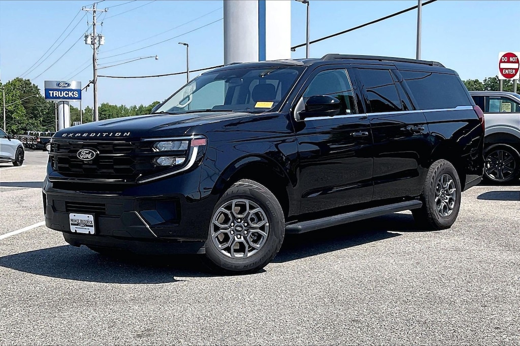 Certified 2025 Ford Expedition Max Active Active 4x4