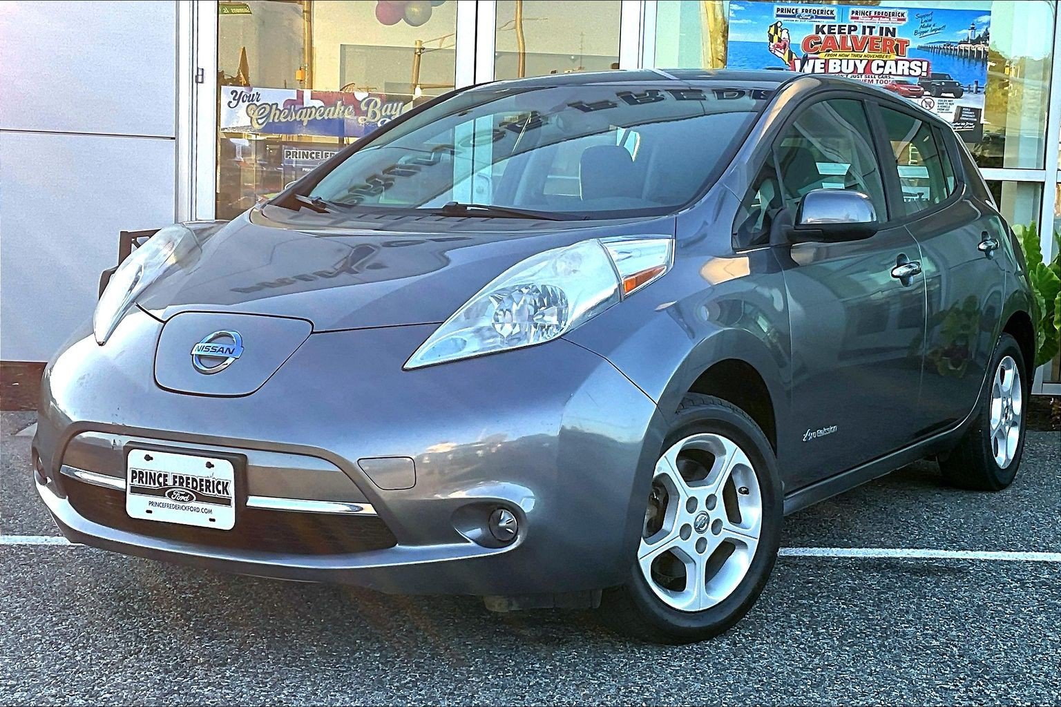 Used 2015 Nissan Leaf SV HB SV *Ltd Avail*