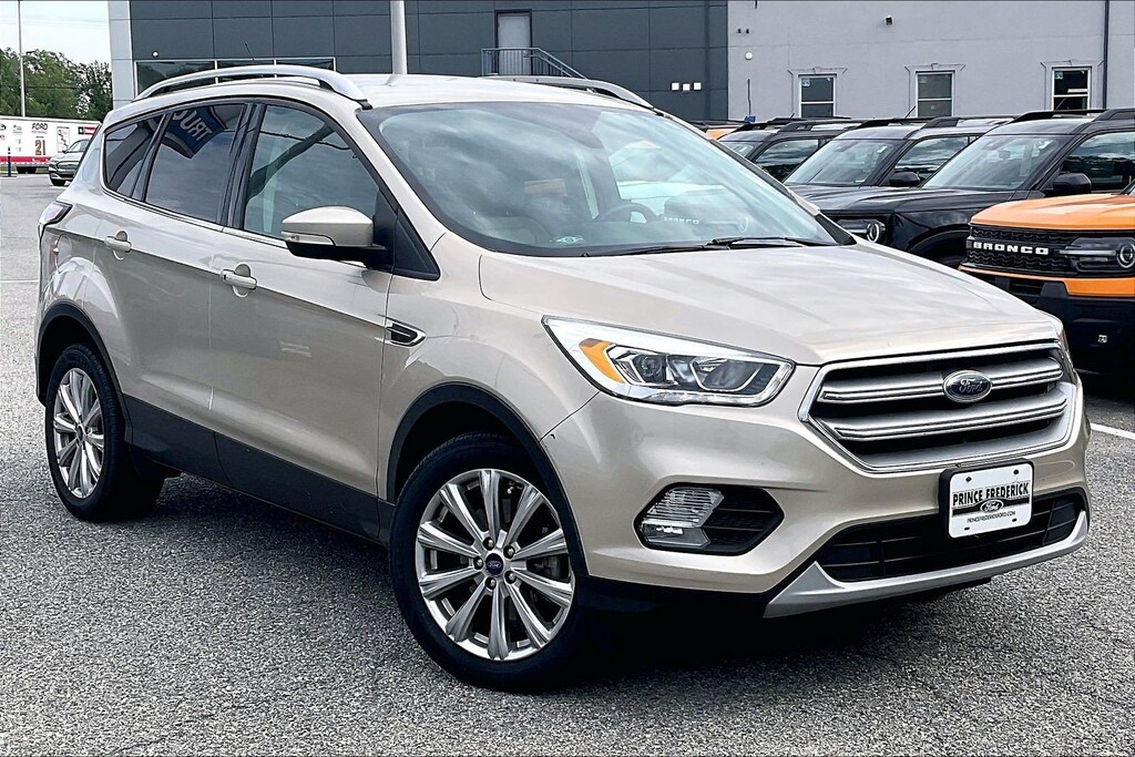 Certified 2017 Ford Escape Titanium Titanium 4WD