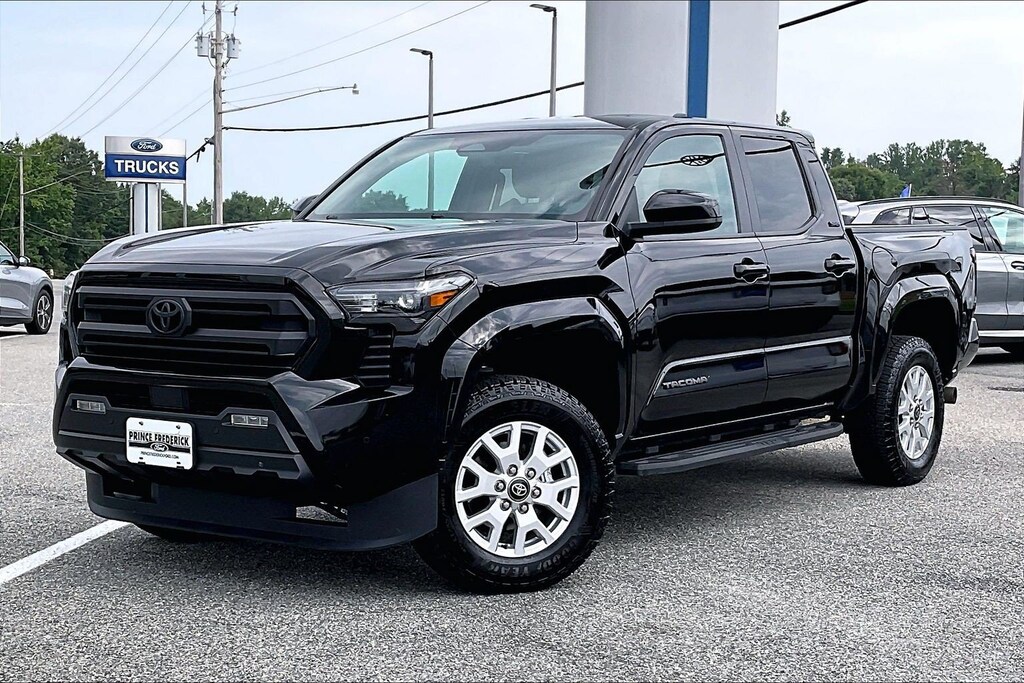 Used 2024 Toyota Tacoma 4WD SR5 SR5 Double Cab 5 Bed AT