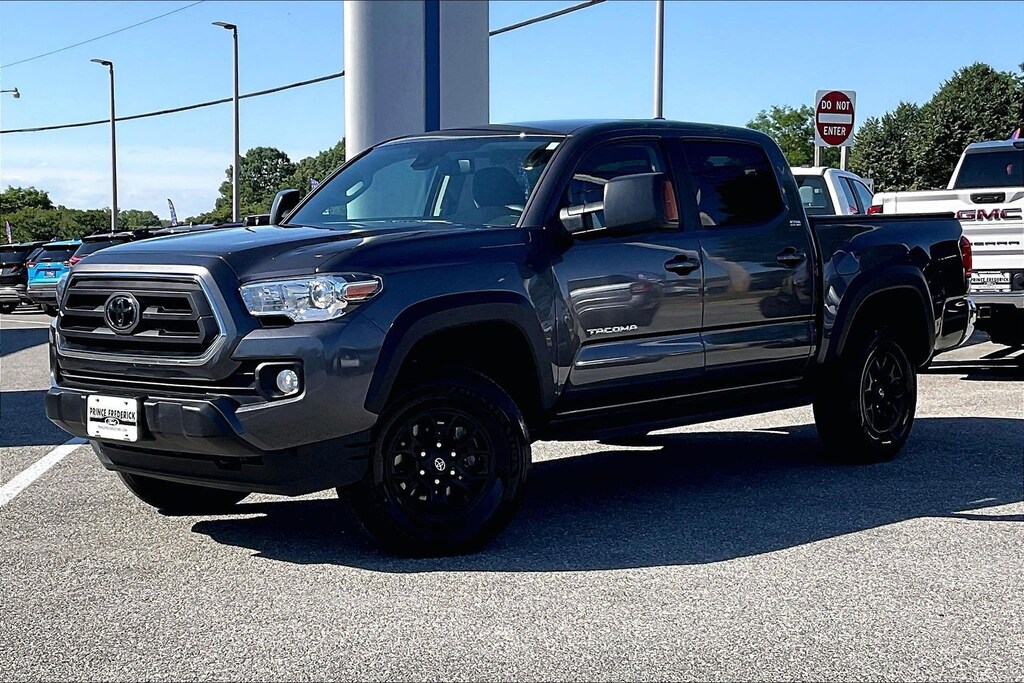 Certified 2022 Toyota Tacoma 4WD SR5 SR5 Double Cab 5 Bed V6 AT