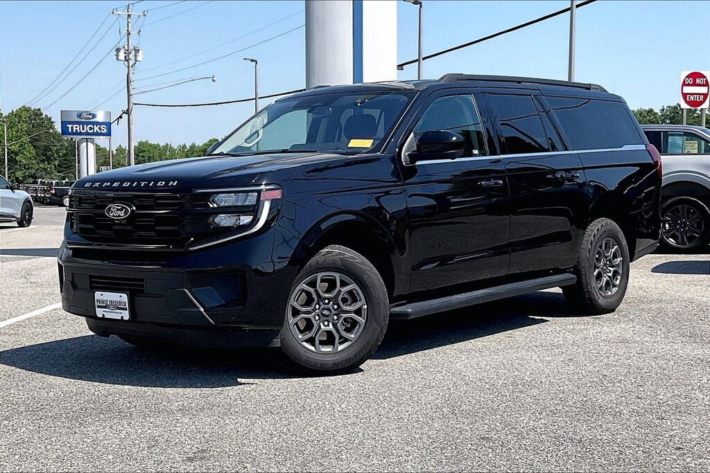 Certified 2025 Ford Expedition Max Active Active 4x4