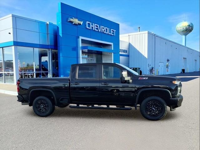 Used 2021 Chevrolet Silverado 3500HD LTZ with VIN 1GC4YUEY8MF128716 for sale in Princeton, Minnesota