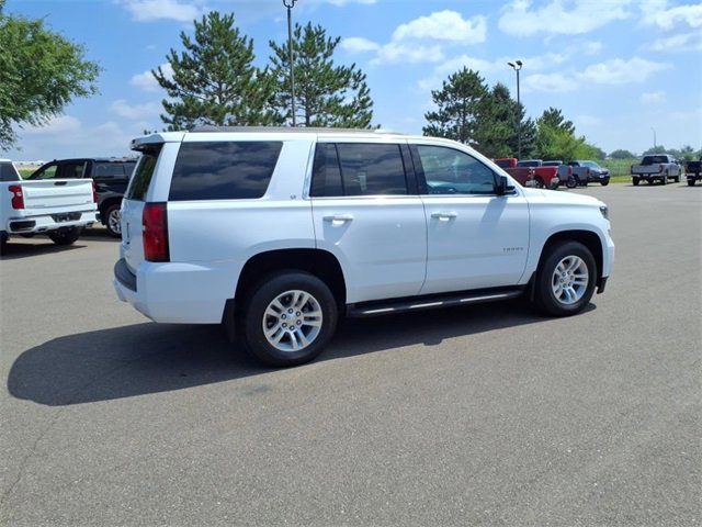 2019 Chevrolet Tahoe LT photo 2