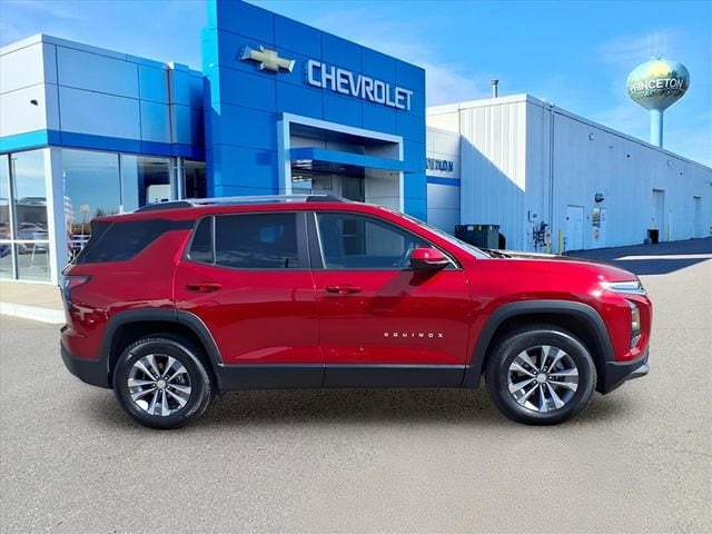 Used 2025 Chevrolet Equinox LT with VIN 3GNAXPEG6SL172562 for sale in Princeton, Minnesota