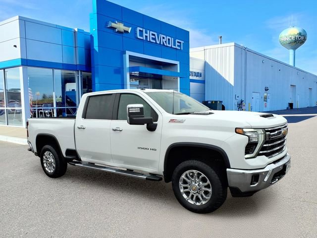 2025 Chevrolet Silverado 3500 HD Truck 
