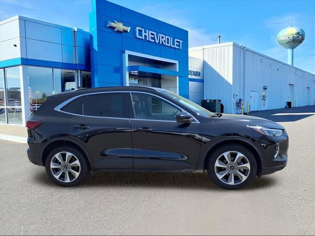 Used 2023 Ford Escape Platinum with VIN 1FMCU9JA8PUA27779 for sale in Princeton, Minnesota