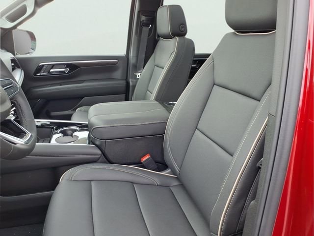 2026 Chevrolet Suburban Premier - Photo 19