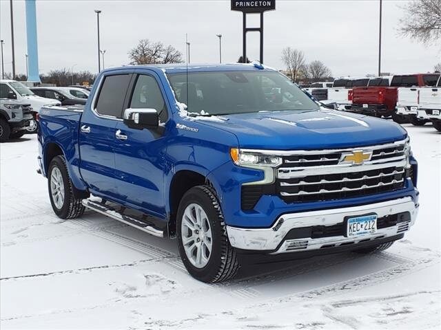 2022 Chevrolet Silverado 1500 LTZ photo 3