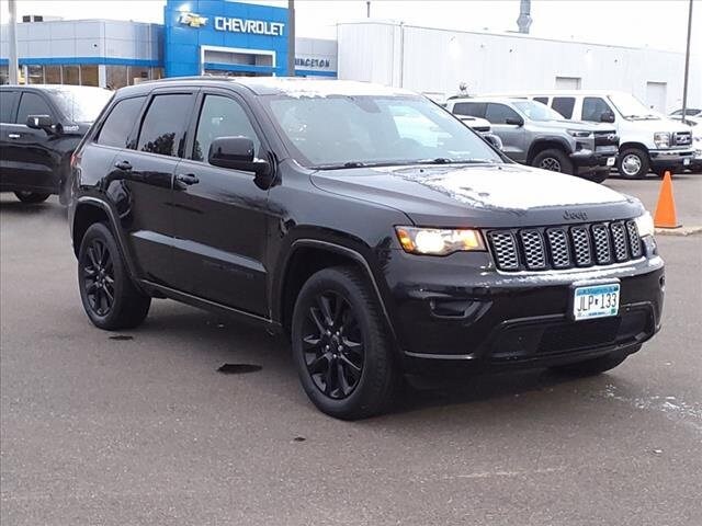 2019 Jeep Grand Cherokee Altitude photo 3