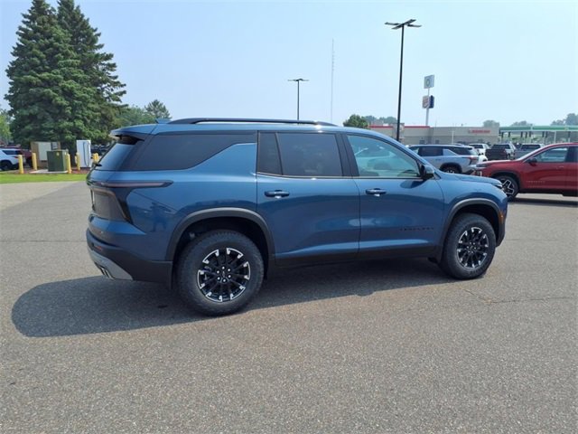 2026 Chevrolet Traverse Z71 photo 3