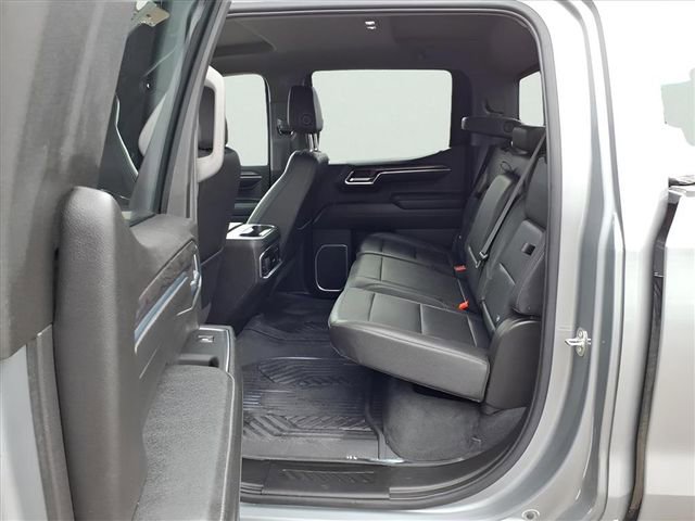 2024 Chevrolet Silverado 1500 LTZ - Photo 11