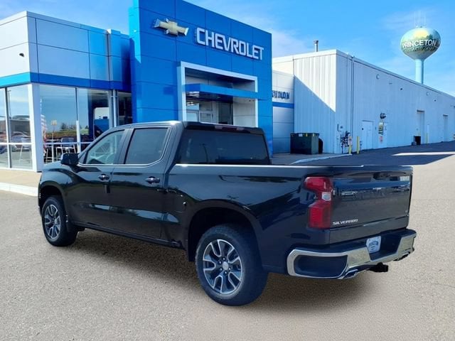 2026 Chevrolet Silverado 1500 LT - Photo 6