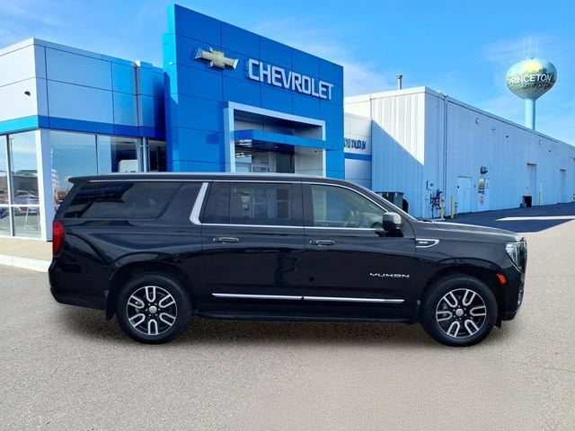 Used 2023 GMC Yukon XL SLT with VIN 1GKS2GKD7PR130153 for sale in Princeton, Minnesota
