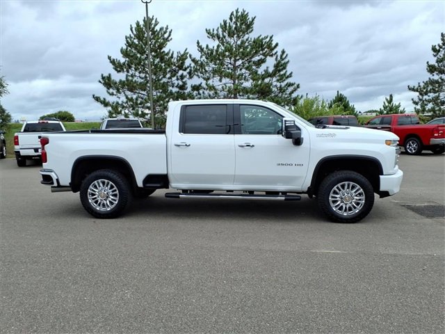 Used 2023 Chevrolet Silverado 3500HD High Country with VIN 2GC4YVEYXP1726324 for sale in Princeton, Minnesota
