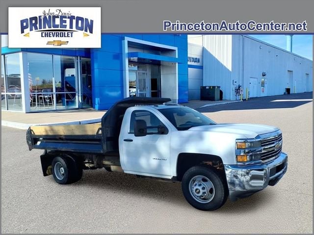 2015 Chevrolet Silverado WT's photo