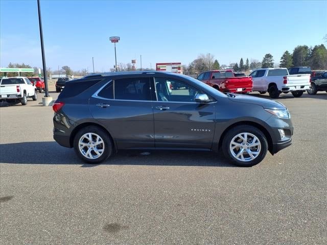 Used 2020 Chevrolet Equinox Premier with VIN 2GNAXXEV2L6183658 for sale in Princeton, MN