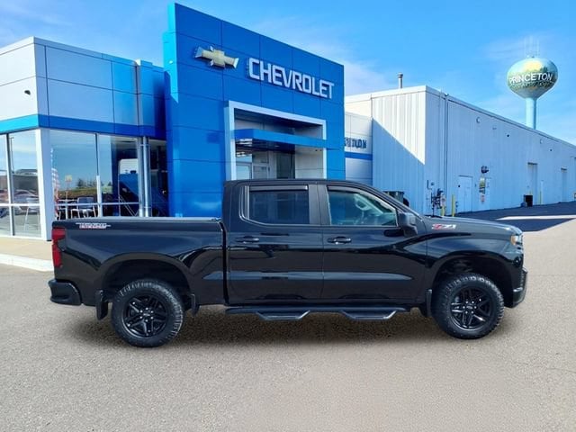 Used 2020 Chevrolet Silverado 1500 LT Trail Boss with VIN 3GCPYFELXLG353469 for sale in Princeton, Minnesota