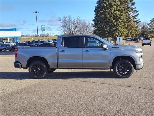 2025 Chevrolet Silverado 1500 RST photo 4