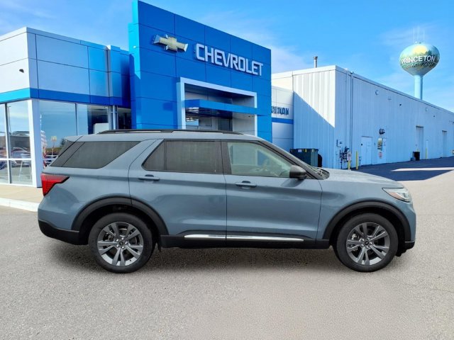 Used 2025 Ford Explorer Active with VIN 1FMUK8DH1SGA49269 for sale in Princeton, Minnesota