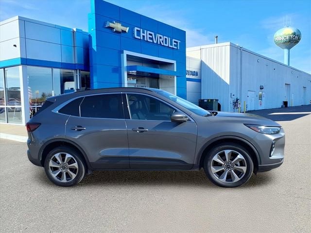 Used 2023 Ford Escape Platinum with VIN 1FMCU9JA3PUA56767 for sale in Princeton, Minnesota