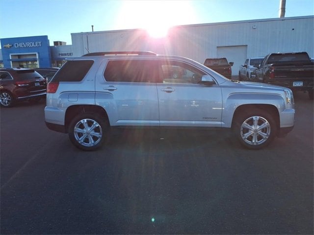 Used 2017 GMC Terrain SLE-2 with VIN 2GKFLTEK8H6165119 for sale in Princeton, Minnesota