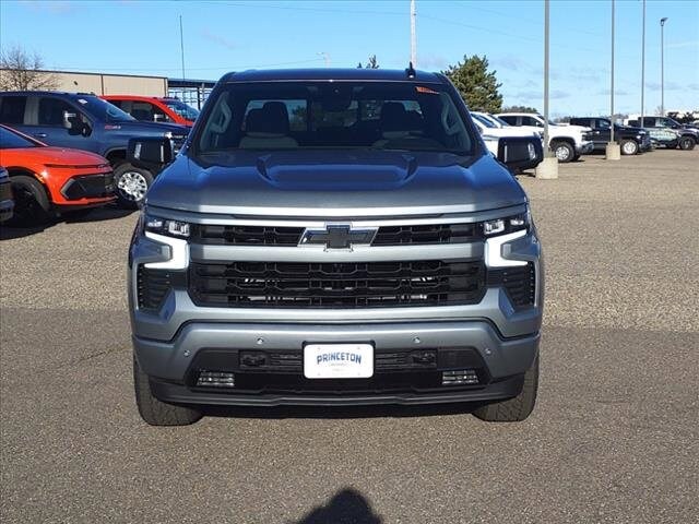 2025 Chevrolet Silverado 1500 RST photo 2
