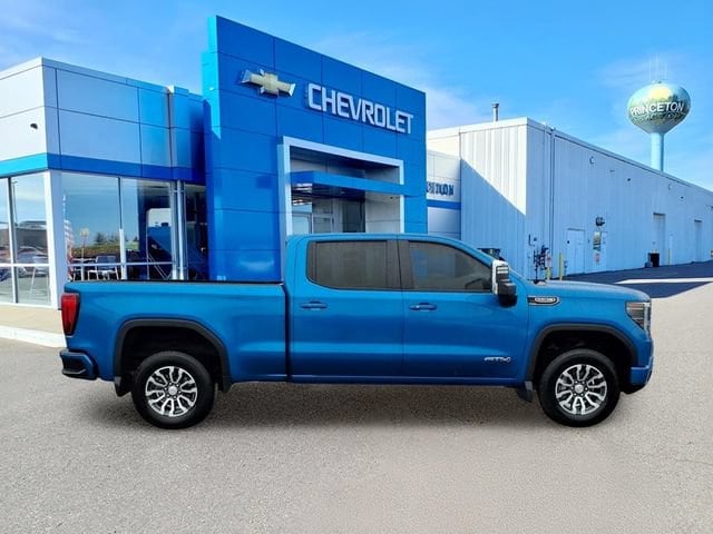 Used 2023 GMC Sierra 1500 AT4 with VIN 3GTUUEEL1PG238838 for sale in Princeton, Minnesota