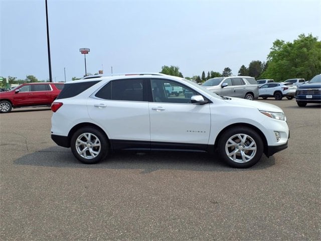 Used 2018 Chevrolet Equinox Premier with VIN 2GNAXMEVXJ6192832 for sale in Princeton, Minnesota