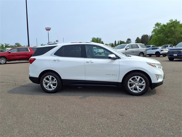2018 Chevrolet Equinox Premier photo 2