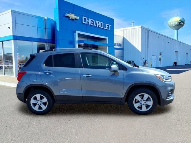 Used 2019 Chevrolet Trax LT with VIN KL7CJPSB9KB864566 for sale in Princeton, Minnesota