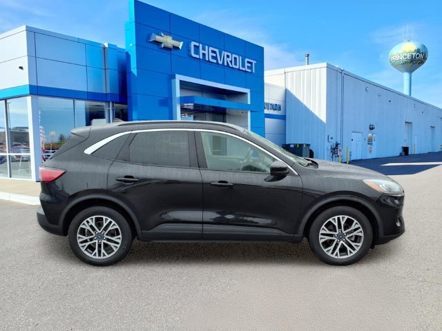 Used 2020 Ford Escape SEL with VIN 1FMCU9H9XLUC20750 for sale in Princeton, Minnesota