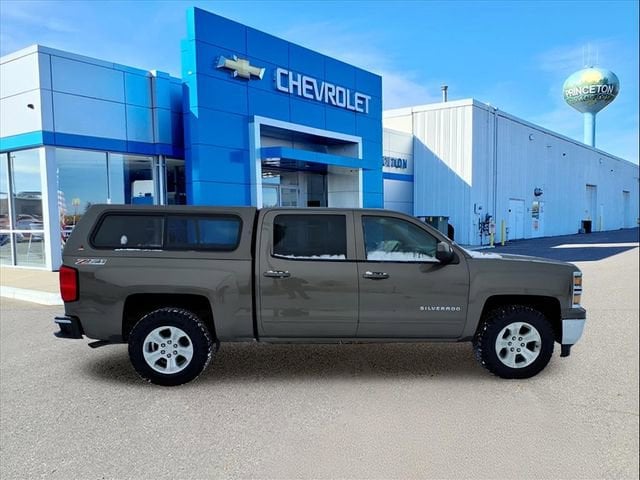 Used 2015 Chevrolet Silverado 1500 LT with VIN 3GCUKREC3FG245897 for sale in Princeton, Minnesota