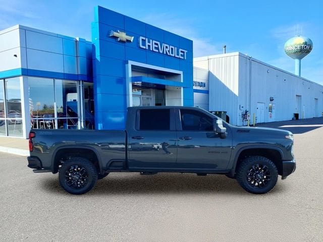 Used 2026 Chevrolet Silverado 3500HD LT with VIN 1GC4KTE71TF183459 for sale in Princeton, Minnesota