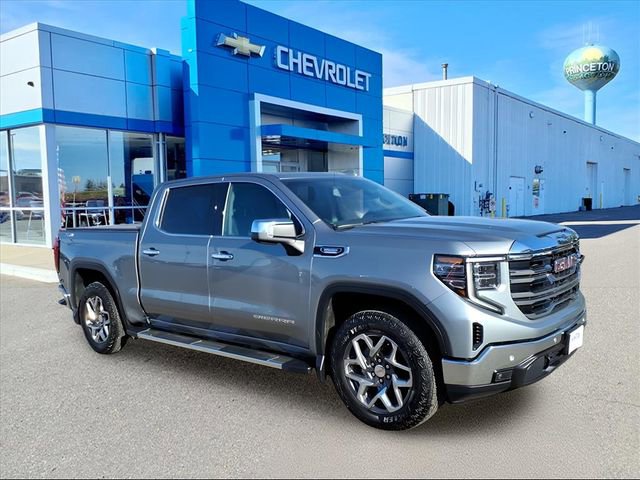 2025 GMC Sierra 1500 SLT's photo