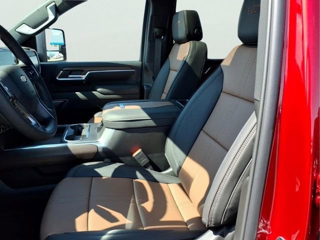 2026 Chevrolet Silverado 3500 HD High Country - Photo 19