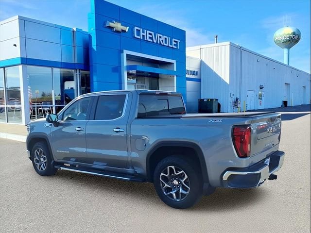 2025 GMC Sierra 1500 SLT - Photo 6