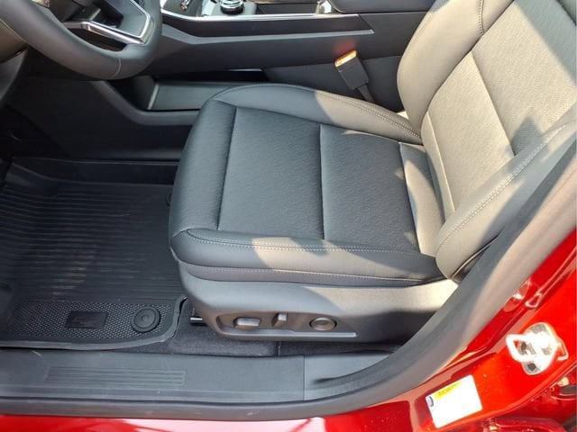 2027 Chevrolet Equinox LT - Photo 18