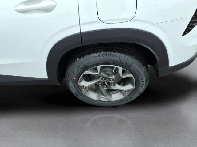 2026 Chevrolet Trax LT - Photo 21