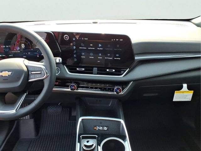 2027 Chevrolet Equinox LT - Photo 13