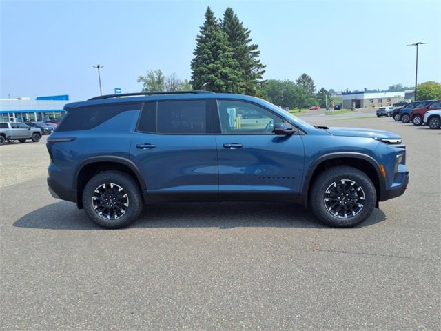 2026 Chevrolet Traverse Z71 photo 2