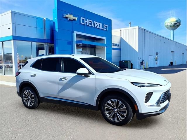 2025 Buick Envision Preferred's photo