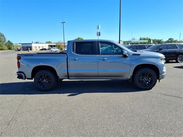 2026 Chevrolet Silverado 1500 RST photo 2