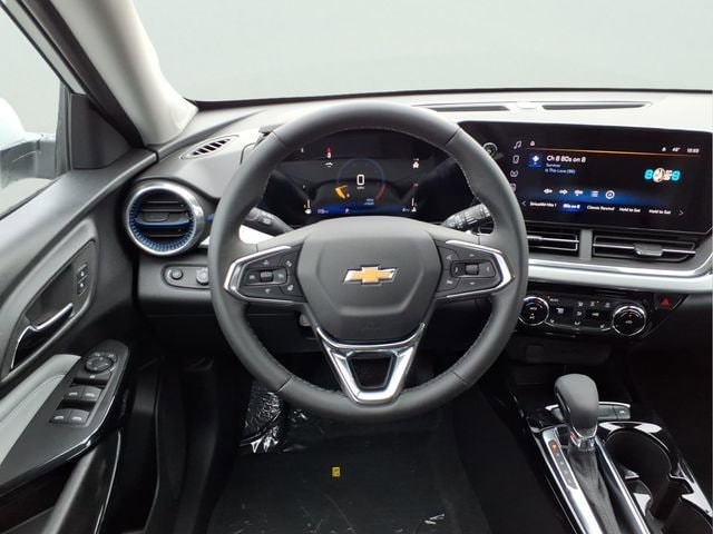 2026 Chevrolet Trax LT - Photo 14