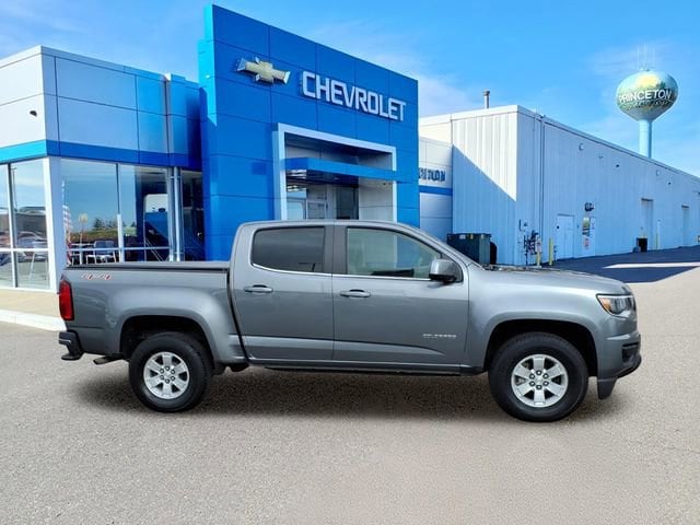 Used 2020 Chevrolet Colorado Work Truck with VIN 1GCGTBEN1L1223720 for sale in Princeton, Minnesota